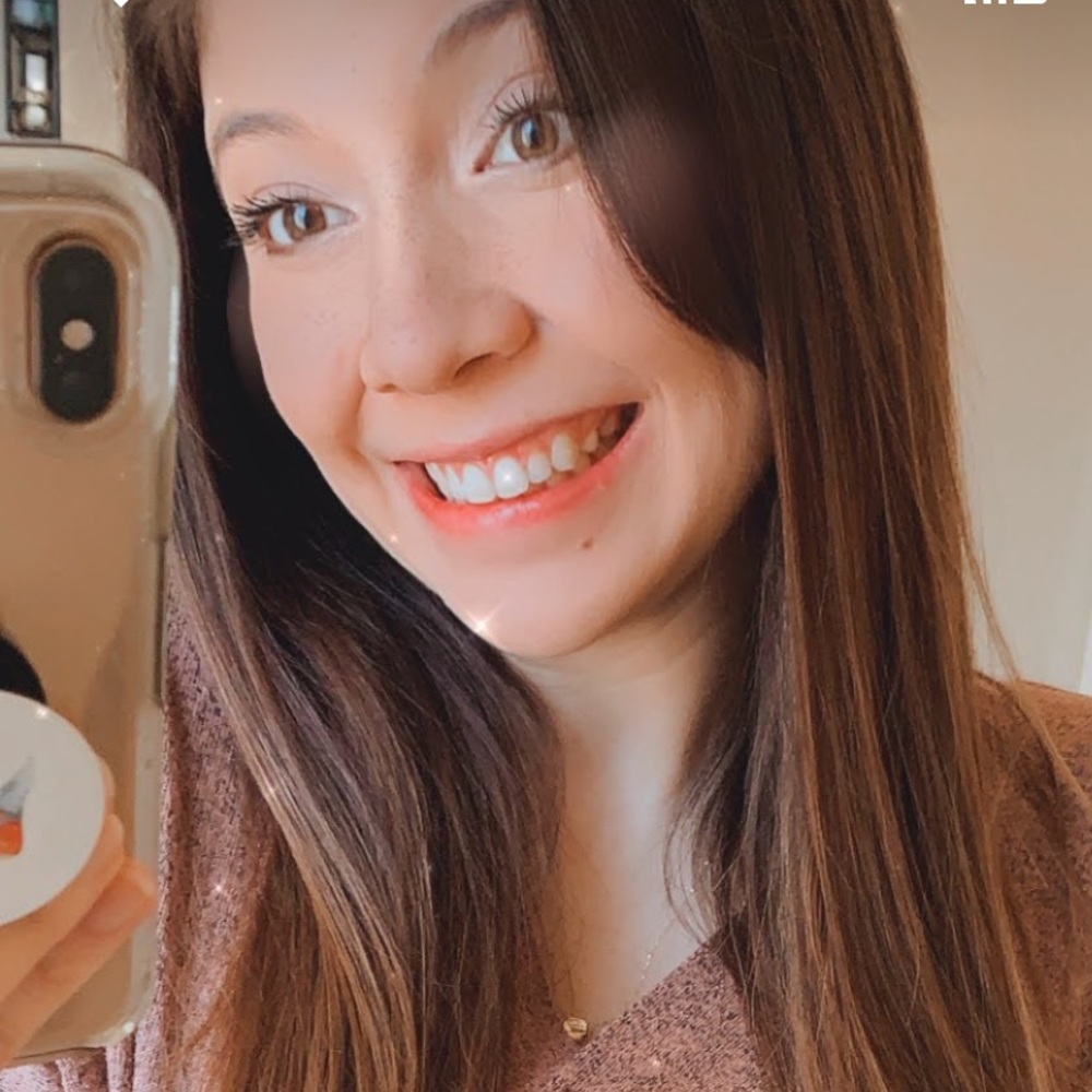 Meet your Posher, Jasmin